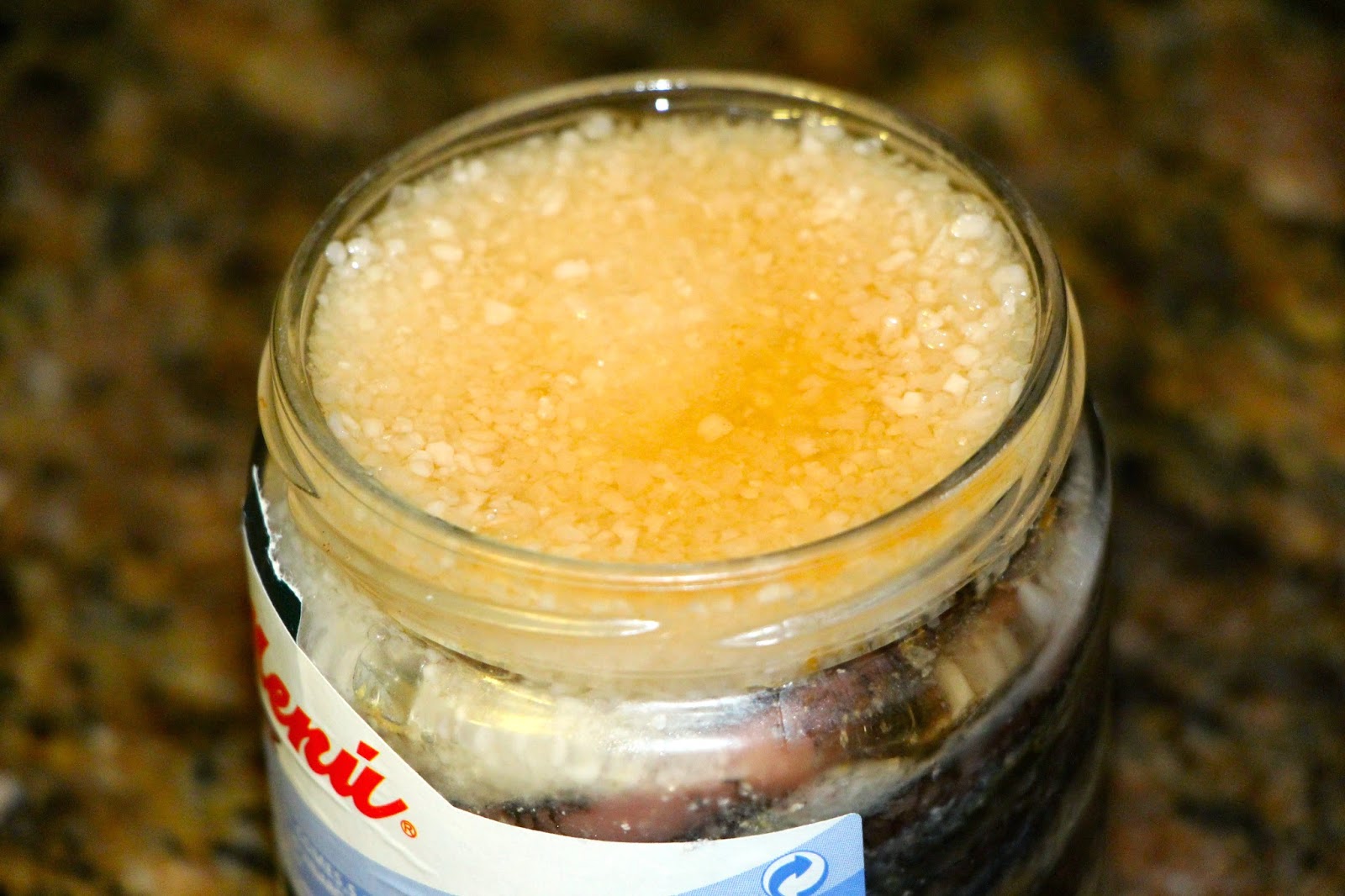 NO SOLO LAS MONJITAS COCINAN COSAS RICAS: Anchoas en salazón … droga