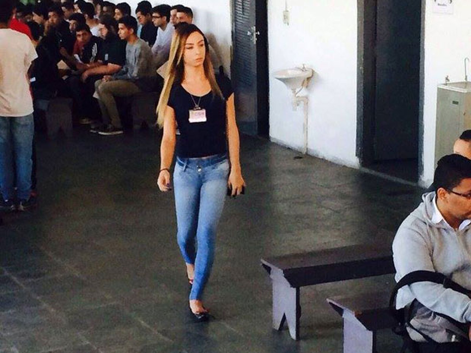 União é condenado a pagar R$ 60 mil a transexual vítima de homofobia após alistamento militar União é condenado a pagar R$ 60 mil a transexual vítima de homofobia após alistamento militar