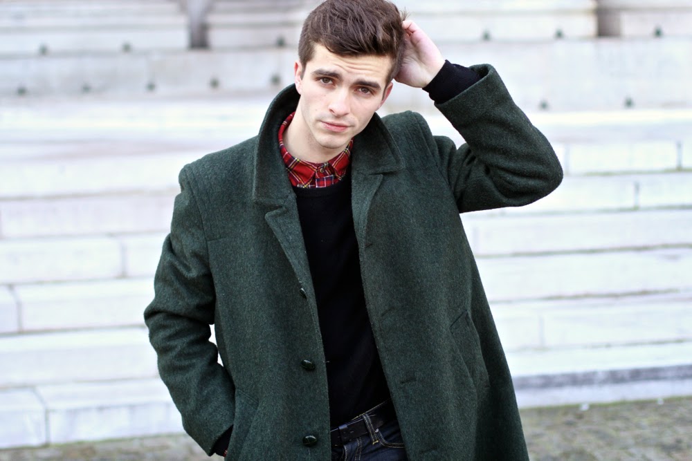 LODEN-Tartan-chemise-UNiqlo-Cheapmonday-skinny-Carreaux-chaussettes-royalties-Churchs-chaussures-vertes-cachemire-pull-Jcrew-Ursul-bracelet-cuir-BLog-Mode-Homme-Paris-Mensfashion1