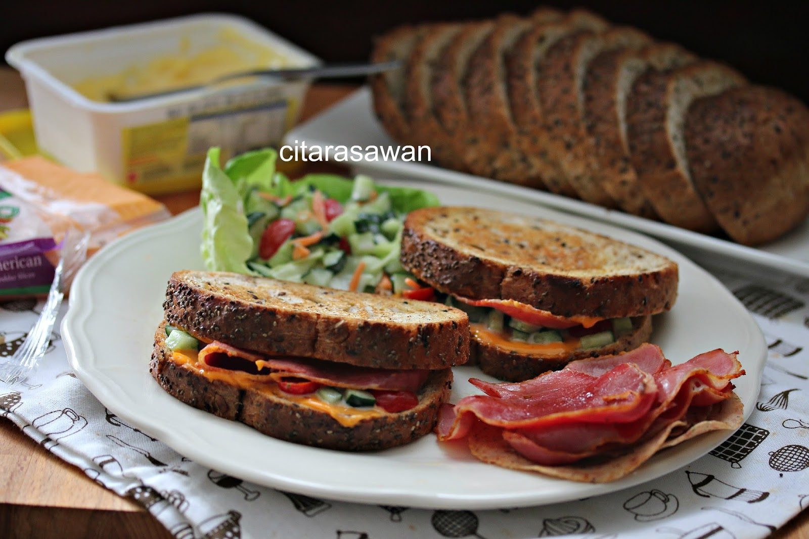 Sandwich Daging Salai / Beef Pepperoni Sandwich Resepi Terbaik