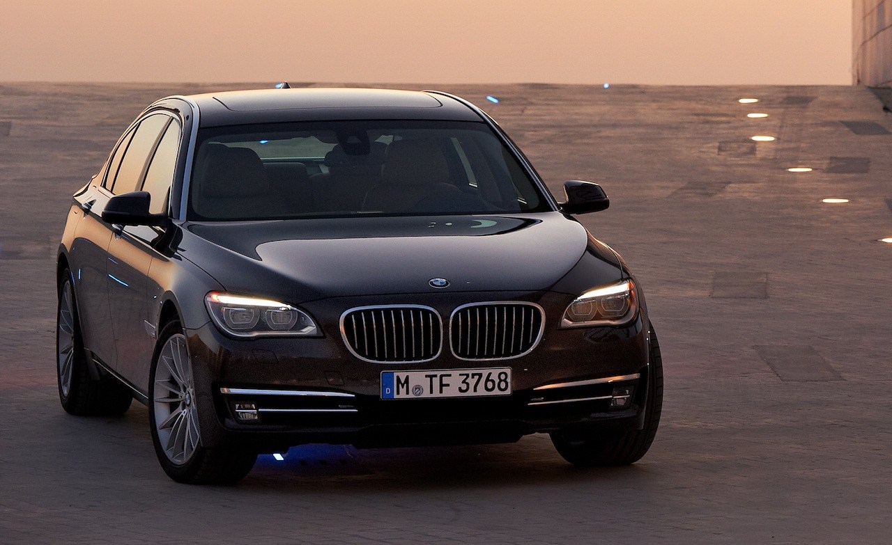 BMW 7-Series Photos Overview