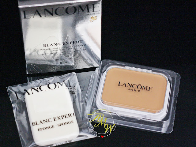 a photo of Lancome Blanc Expert Brightening Compact Foundation 