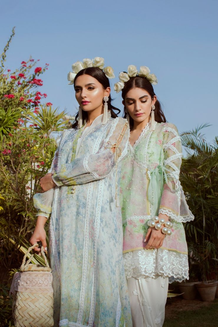Farah Talib Aziz Luxury Pret 2018 ROYAL FORGE with model Yasmeen Hashmi