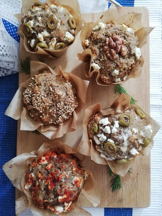 Ръжени мъфини със сирене