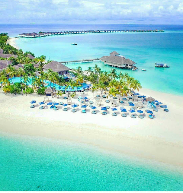 Valentine's Day by the sea, Maldives