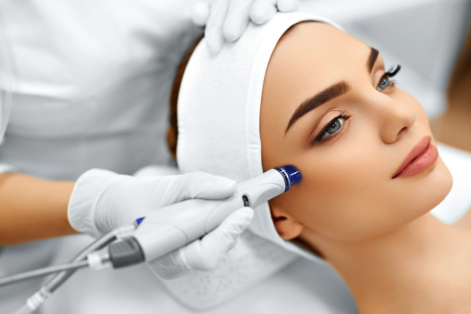 HYDRAFACIAL