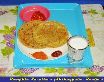 lal bhopla paratha in a serving plate
