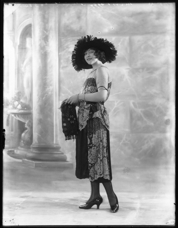 Tales of a Madcap Heiress That's Peggy O'Neil