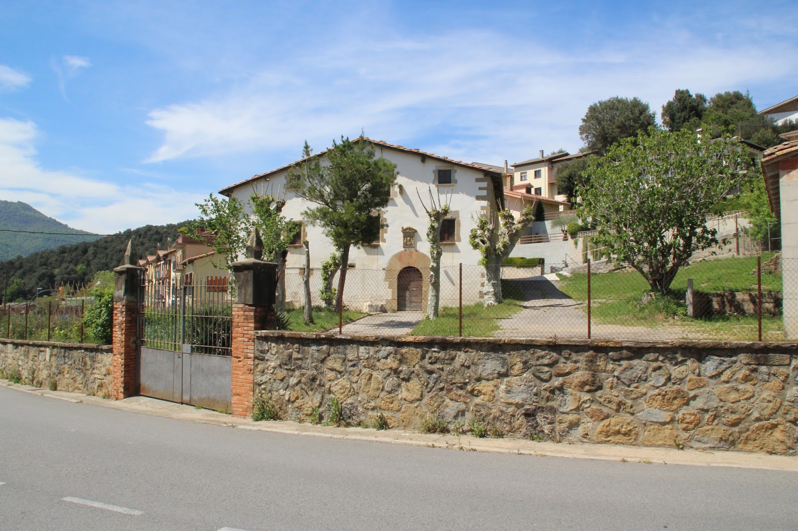 TRIBUNA DEL BERGUEDÀ EL MAS VILAMALA. SANT ESTEVE D’EN BAS. LA VALL D’EN BAS. LA GARROTXA. GIRONA
