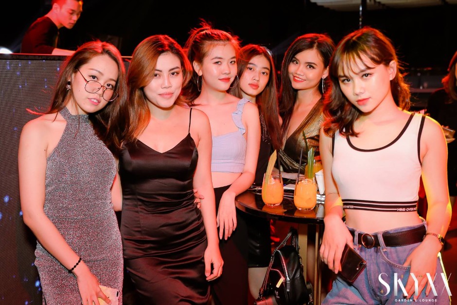 12 Best Nightclubs To Meet Girls In Saigon Jakarta100bars Nightlife Reviews Best Nightclubs