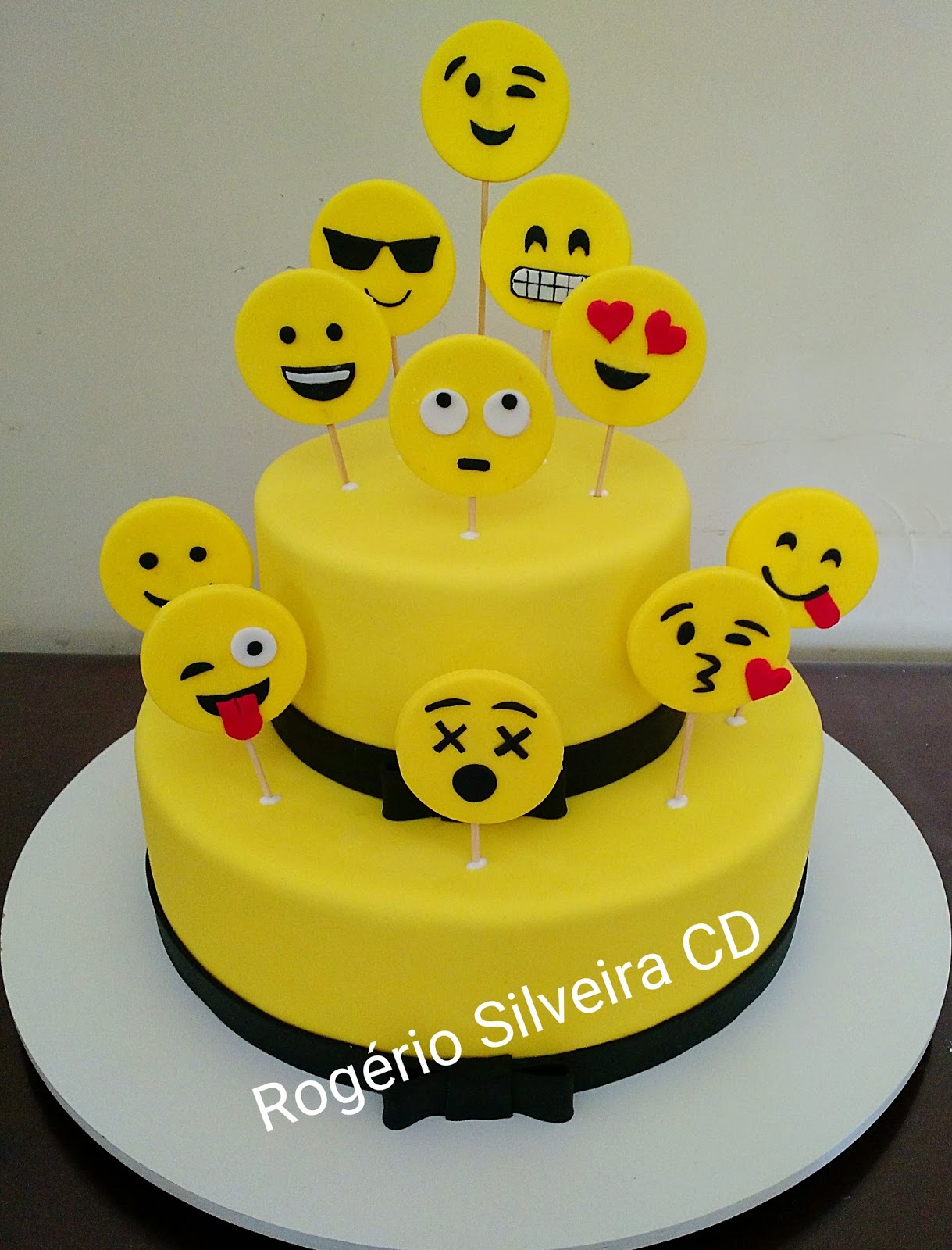 Emoji Birthday Cake Emoji Birthday Cake