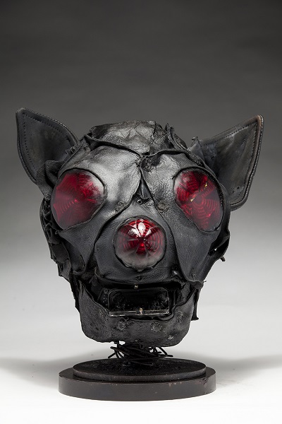 Ronald Gonzalez - "Bat" - 2018 | artes visuales, escultura contemporanea, mixed media, psychedelic art, | art Selecta Ronald Gonzalez - "Bat" - 2018 | imagenes obras de arte contemporaneo tristes, depresion, esculturas chidas, creative emotional sad art figurative pictures, cool stuff, deep feelings
