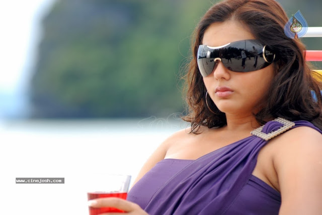 NAMITHA HOT BOOB SHOW IN SMALL N TIGHT DRESS, SOUTH INDIAN 