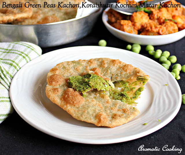 Aromatic Cooking Bengali Green Peas Kachori, Koraishutir Kochuri