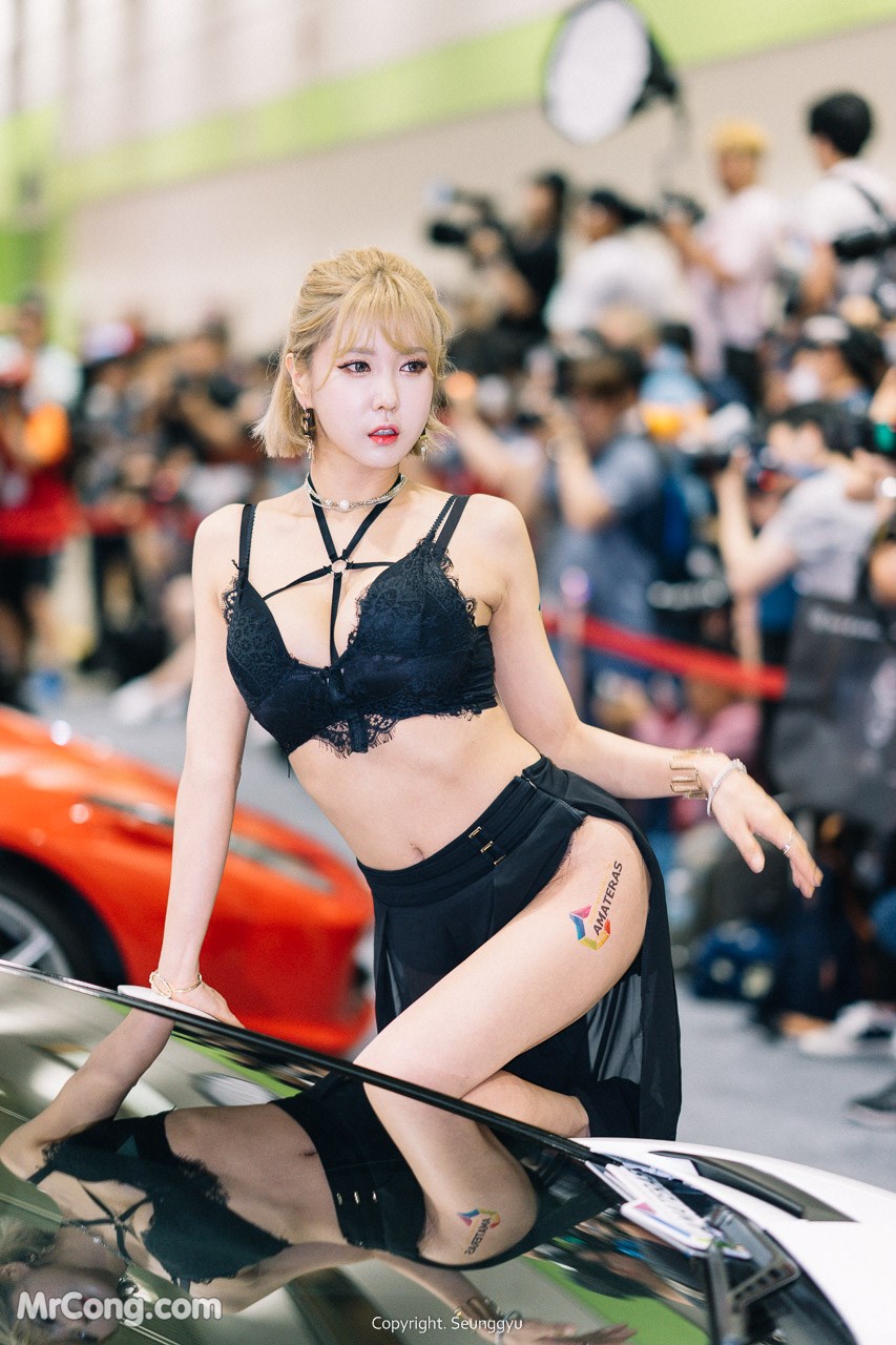 Heo Yoon Mi&#39;s beauty at the 2017 Seoul Auto Salon exhibition (175 photos) photo 9-4