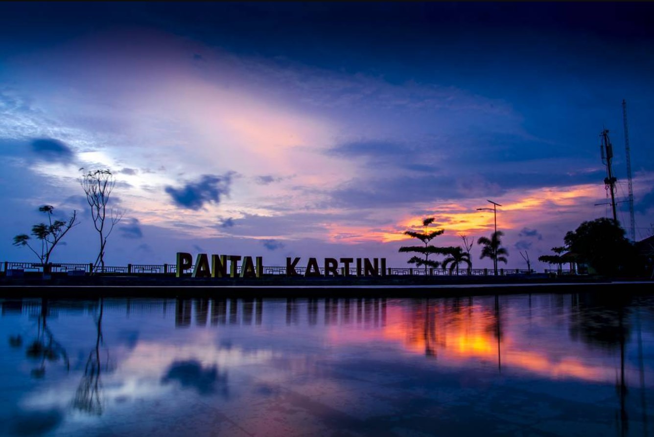 Sunset di Wisata Pantai Kartini Jepara