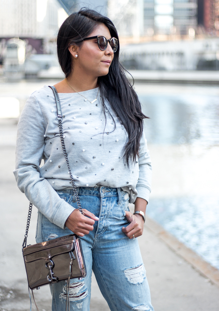 embellished-sweatshirt-outfit-gap