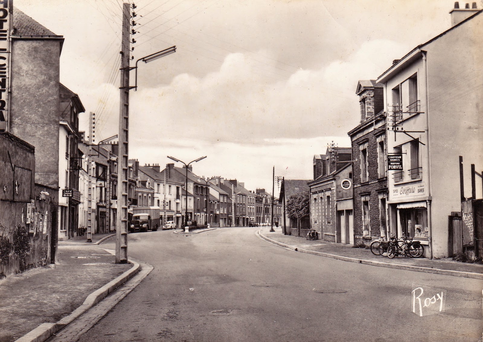 SAINTNAZAIRE reconstruction d'une ville ST.NAZAIRE rue de Trignac a