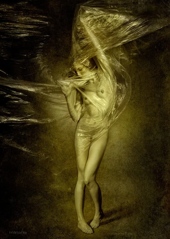 Miriana Mitrovich | Bulgarian-born Canadian photographer | Fashion Miriana Mitrovich | Bulgarian-born Canadian photographer | Fashion