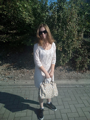 OOTD Outfit Ideas Classy Lace Dress Cream Shades Guess Shoes OOTD Outfit Ideas Classy Lace Dress Cream Shades Guess Shoes