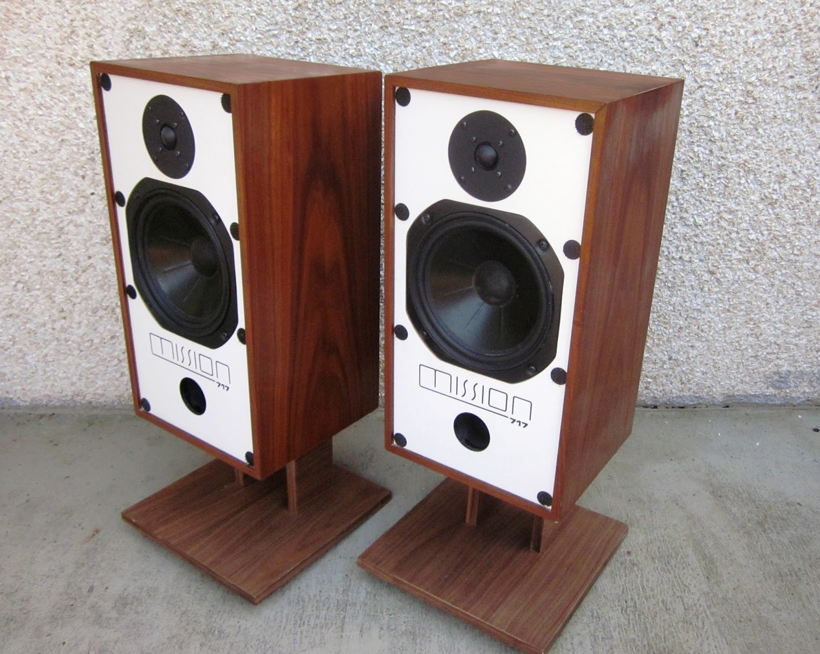 vintage mission speakers
