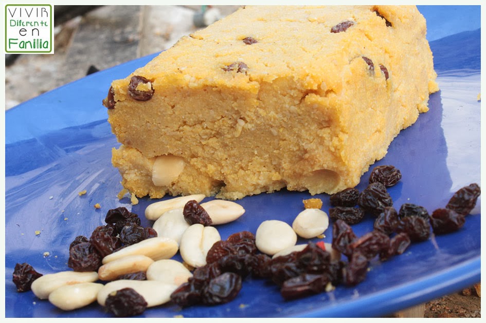 Vivir Diferente en Familia Polenta dulce de almendras y pasas
