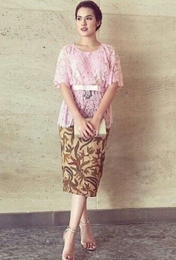 Kebaya Anne Avantie Untuk Wisuda Kebaya Anne Avantie Untuk Wisuda