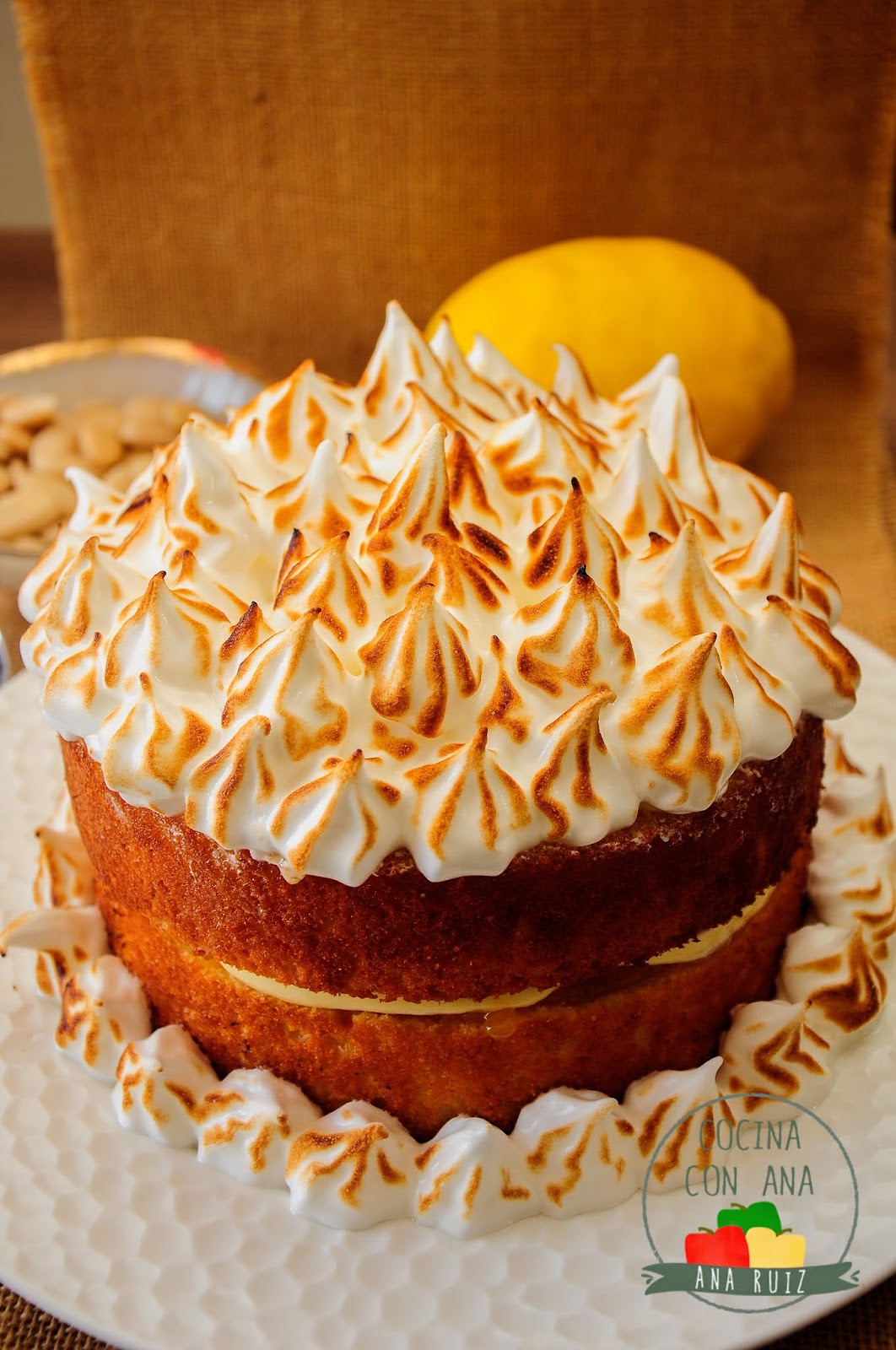 TARTA DE PISOS RELLENA DE CREMA DE LIMÓN Y MERENGUE