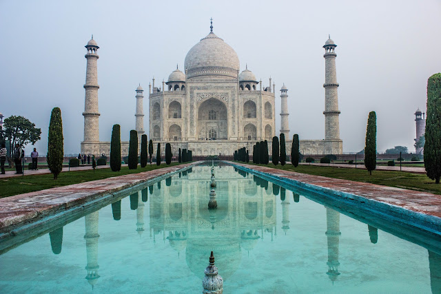 https://4.bp.blogspot.com/-gOkVv2Ba-ko/VzF78zLwyOI/AAAAAAAACY0/t4-o0EOen9Q2qEvYLRHBG8KuqwqpH3u5gCLcB/s1600/taj-mahal-3.jpg