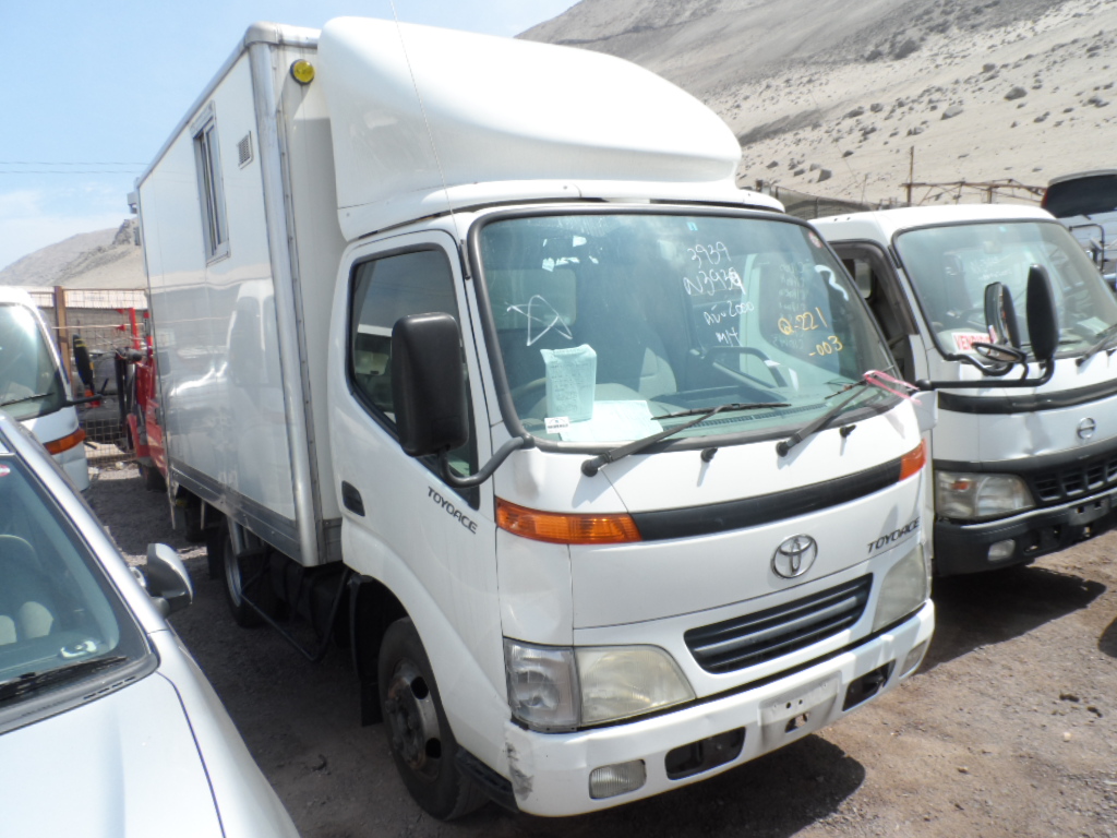 Toyota toyoace 2000