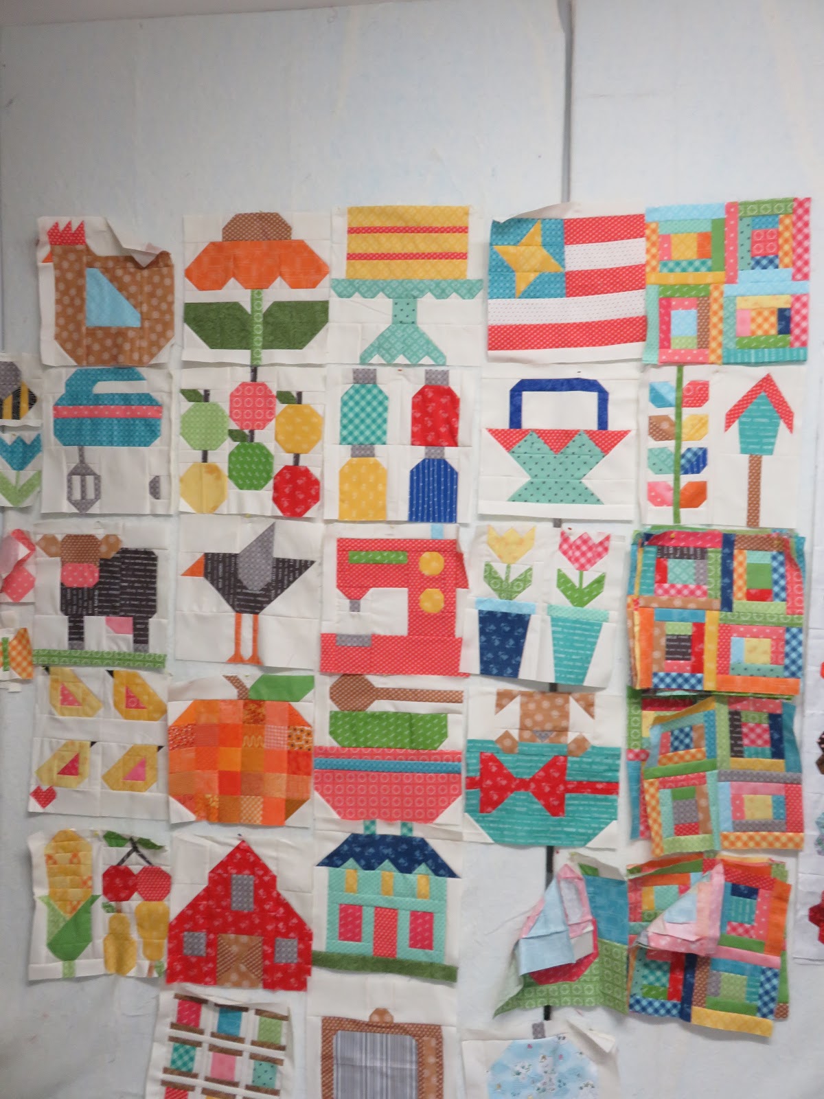 I Must Be Off My Bobbin....dee dee quilts Where has the time gone?