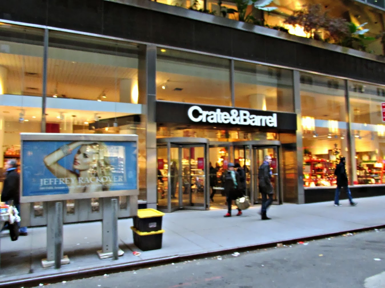 Midtown Blogger/Manhattan Valley Follies Crate and Barrel Midtown East