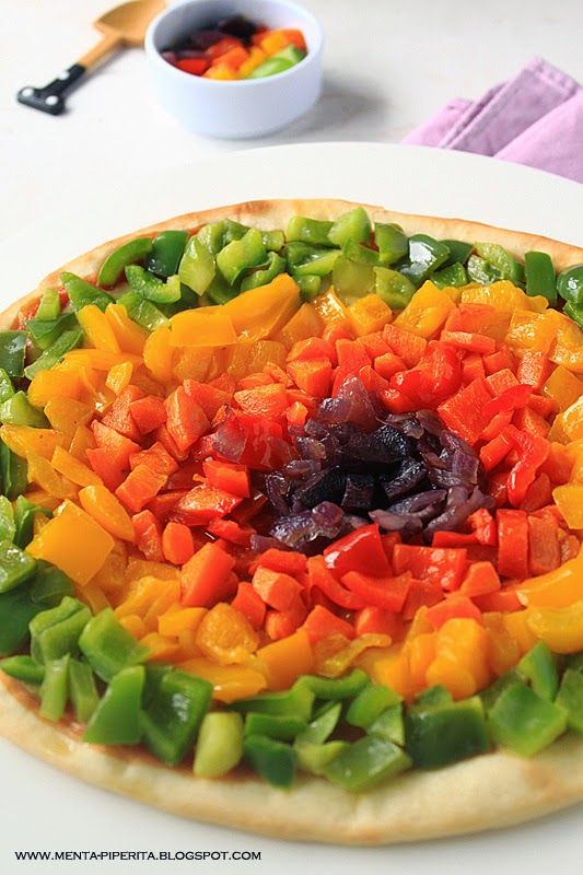 pizza arcobaleno con verdure estive