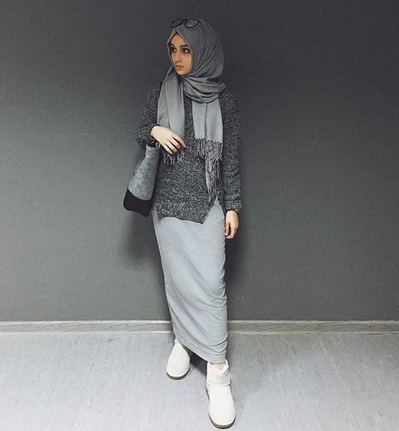 30 Gaya Fashion Hijab Casual Terbaru 2022