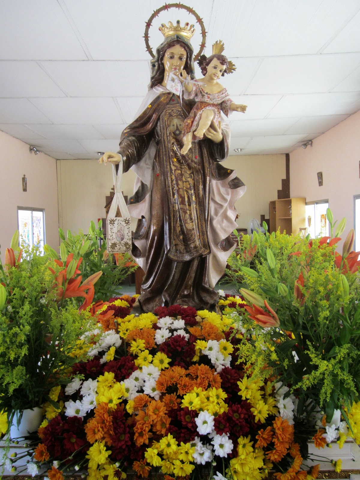Parroquia San Cristóbal MISA Y PROCESIÓN EN HONOR DE LA VIRGEN DEL CARMEN Parroquia San Cristóbal MISA Y PROCESIÓN EN HONOR DE LA VIRGEN DEL CARMEN