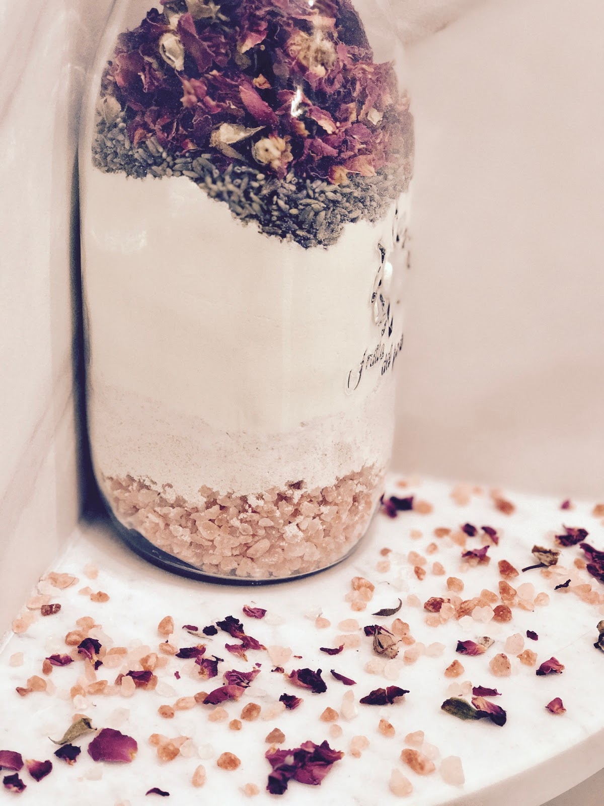 The Benefits of Milk Baths