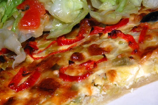 Kochmomente: Schinken-Lauch-Oliven-Kuchen Kochmomente: Schinken-Lauch-Oliven-Kuchen