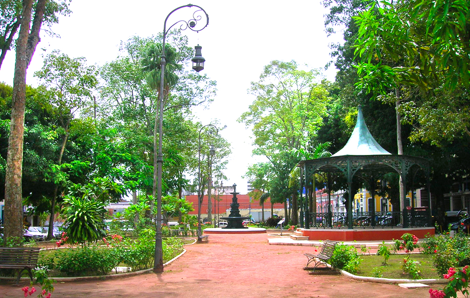 Praça em Manaus conta a história do período da Proclamação da República. |  +Archcultura