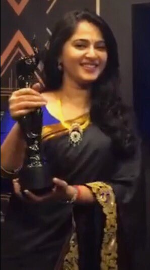 Anushka Shetty Recived Filmfare Awards