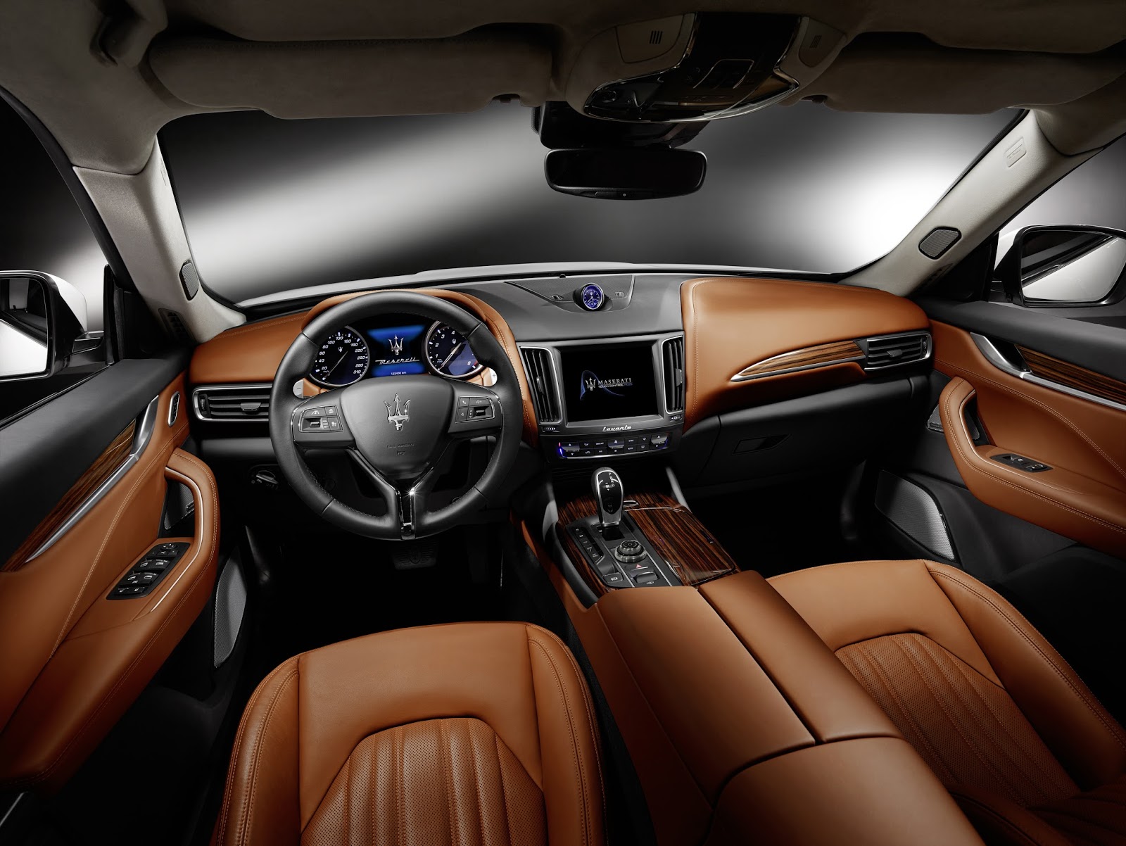 Maserati кроссовер Levante