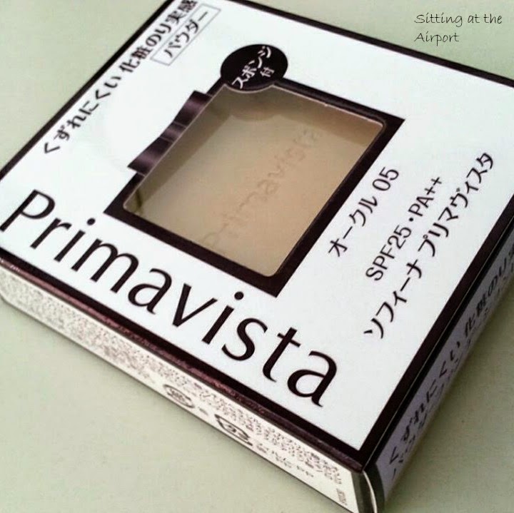 Primavista es un un polvo compacto de la marca Sofina una submarca del grupo Japonés  Kao. La línea Primavista esta dirigida a mujeres de 20 a 40 años , enfocado a las mujeres que desean verse mucho más joven de su edad real .