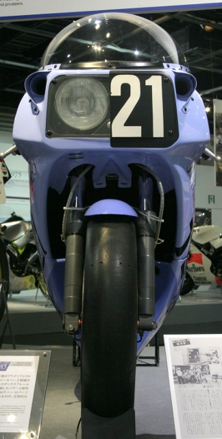 Planet Japan Blog: Yamaha FZR 750 OW74 TECH21 Shiseido Racing Team 8 ...