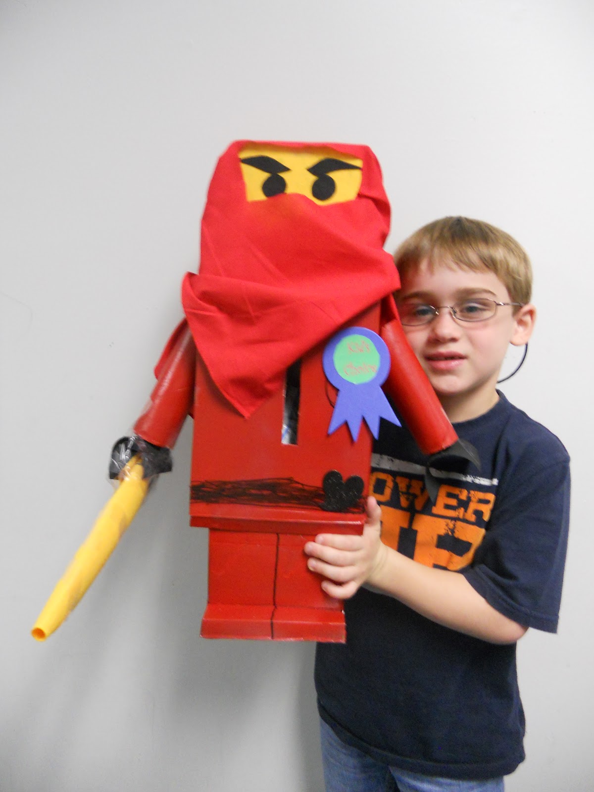 Mrs. Young's Class Valentine Box Decorating Contest
