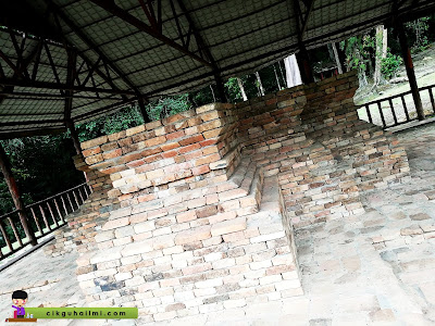 Candi Pengkalan Bujang di Candi Lembah Bujang