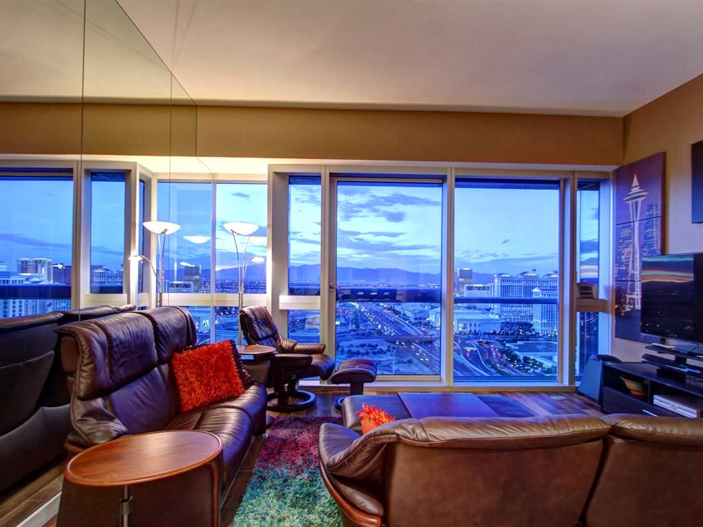 Luxury High Rise Condo at THE MARTIN LAS VEGAS BEST DEAL OF THE DAY!