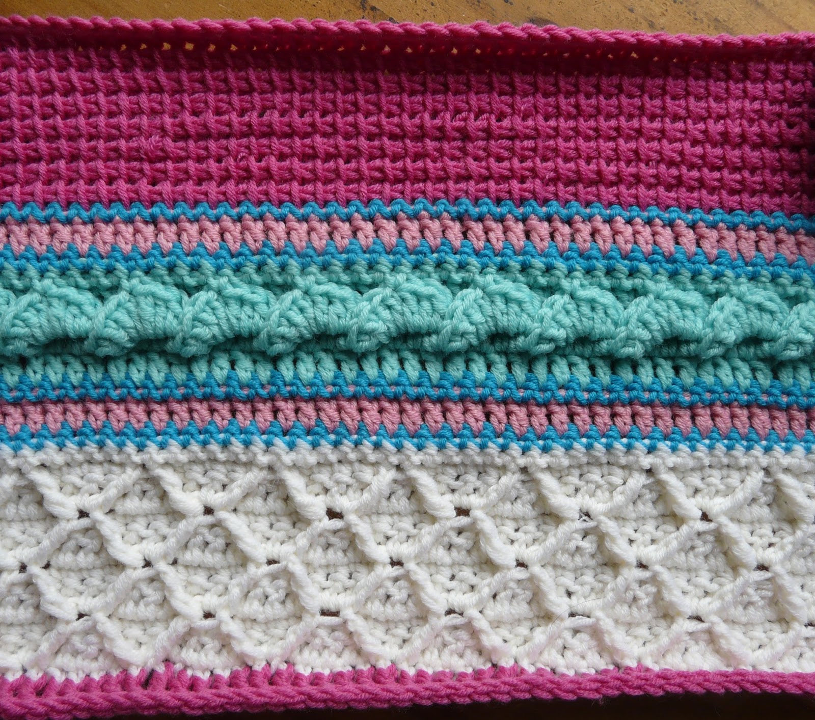 Knutsels van Jolanda: Double Trouble Crochet ALong 2017 - week 3