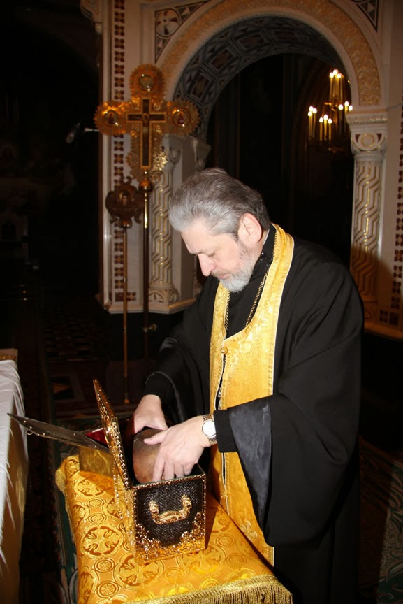 Η κάρα του Αγίου Ιωάννου του Χρυσοστόμου http://leipsanothiki.blogspot.be/