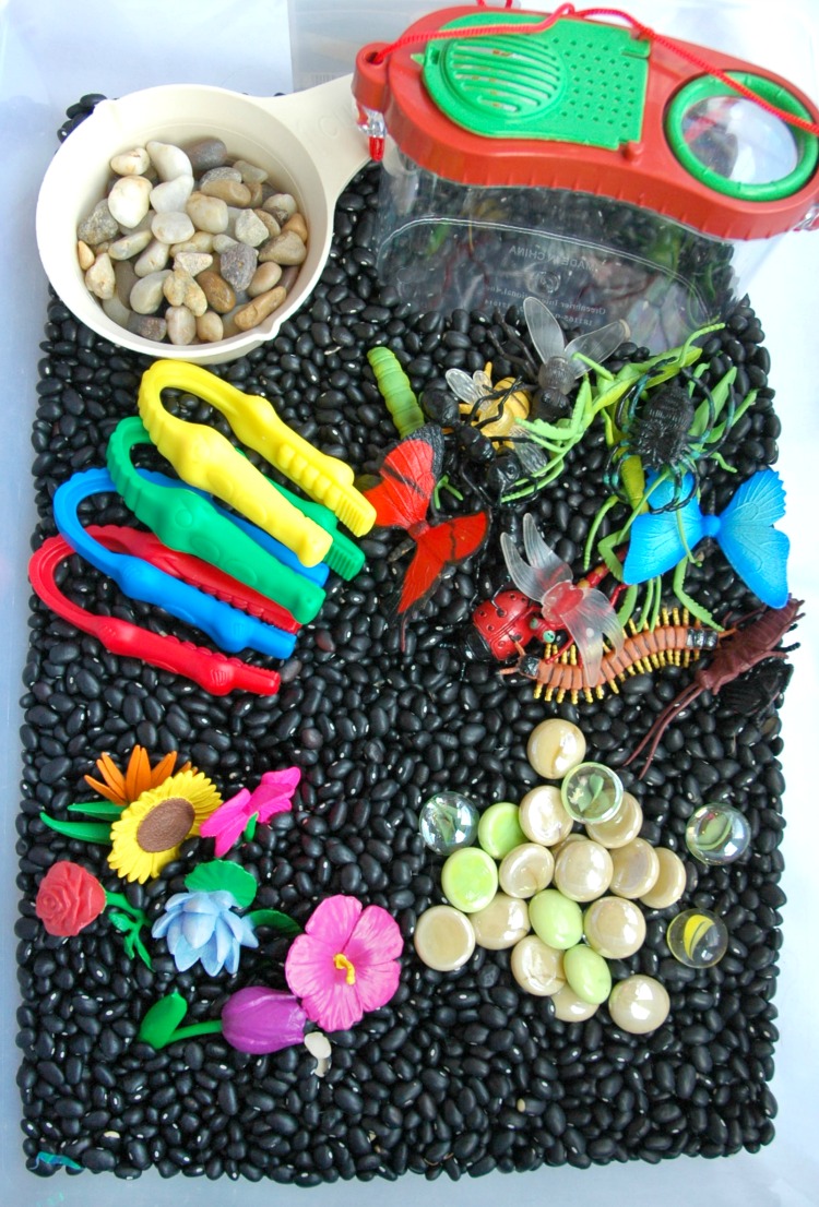 Insect Sensory Bin What Can We Do With Paper And Glue
