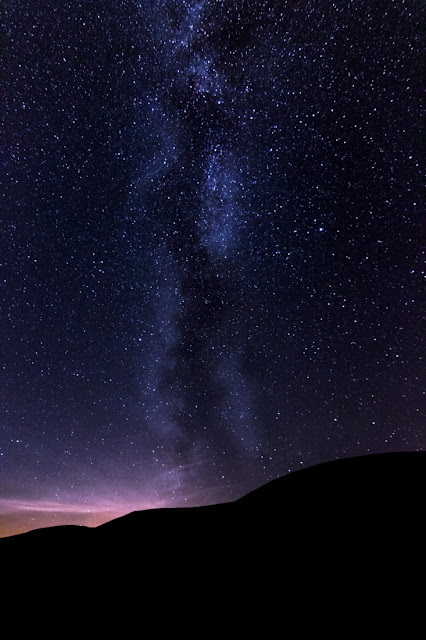 Ngắm nhìn hình nền điện thoại bầu trời đêm đầy sao tuyệt đẹp