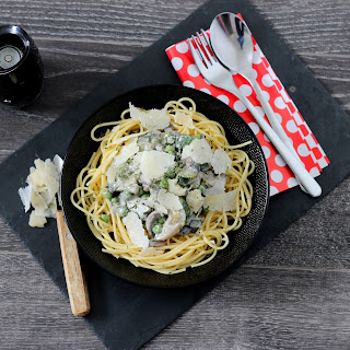 Spaghettis Courgettes & Champignons Blonds Illustration Spaghettis Courgettes & Champignons Blonds